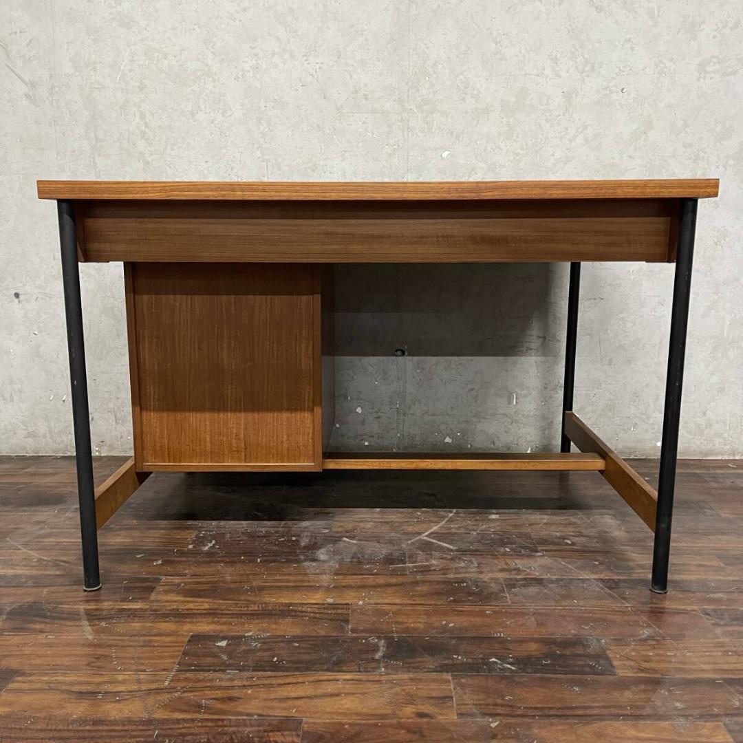 天童木工 片袖机 チーク材 鉄脚 デスク テーブル 机 家具 70 〜 80年代