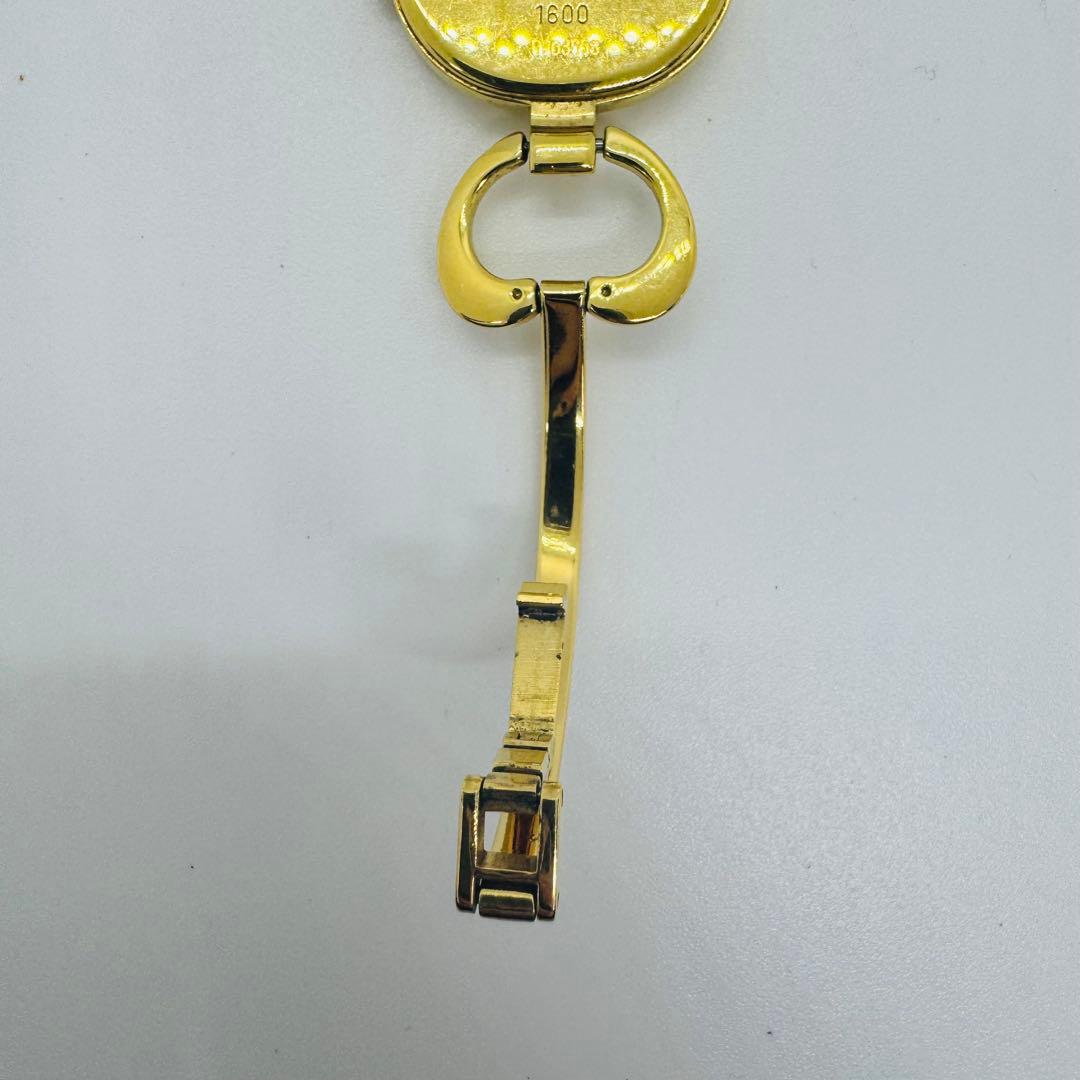 ✨GUCCI✨グッチ✨ホワイト文字盤✨1600✨クォーツ✨腕時計✨