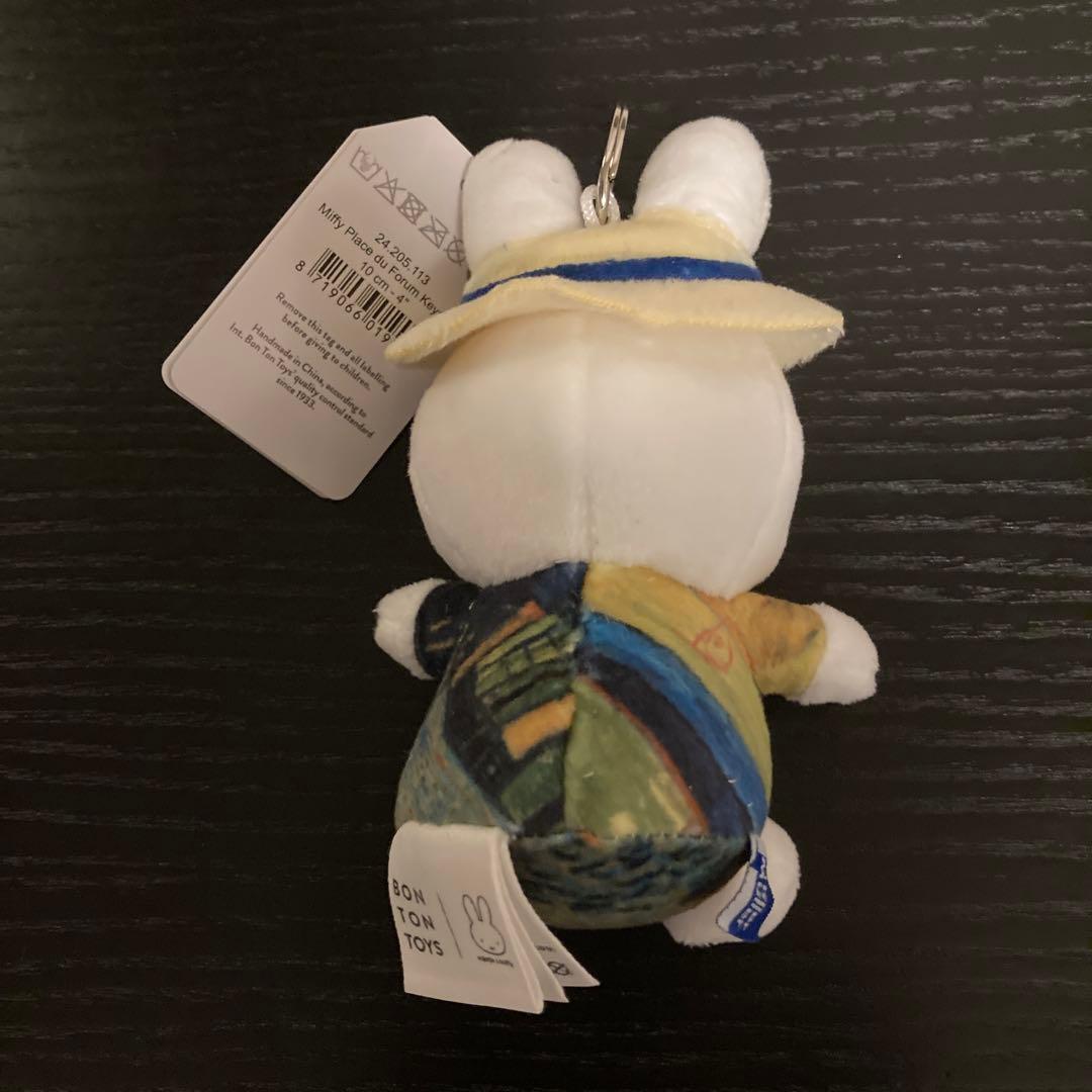 お買得 大ゴッホ展ミッフィー キーホルダー 夜のカフェテラス缶と