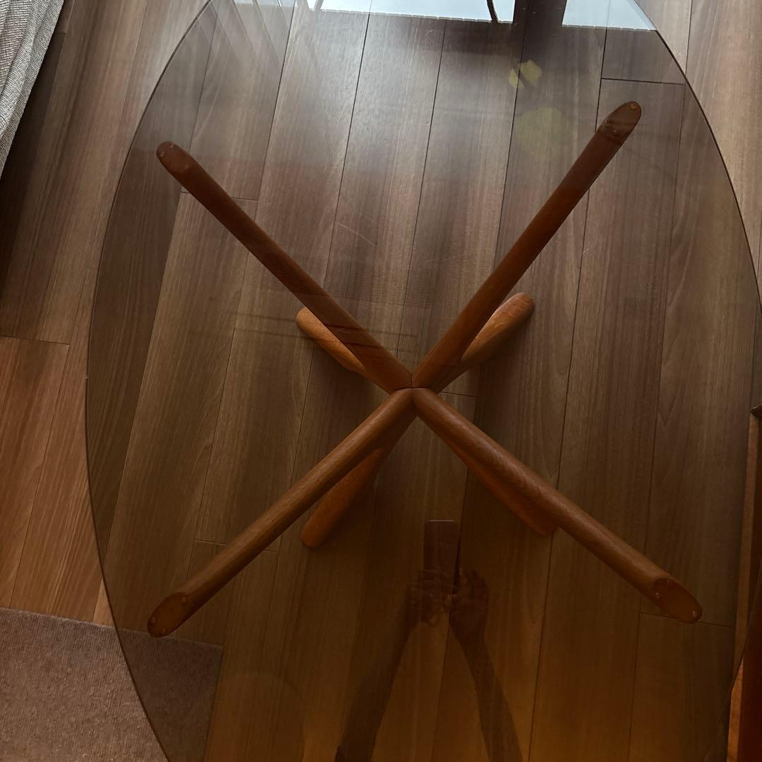Illum Wikkelso 北欧デンマーク家具　ガラステーブル/楕円形❣️