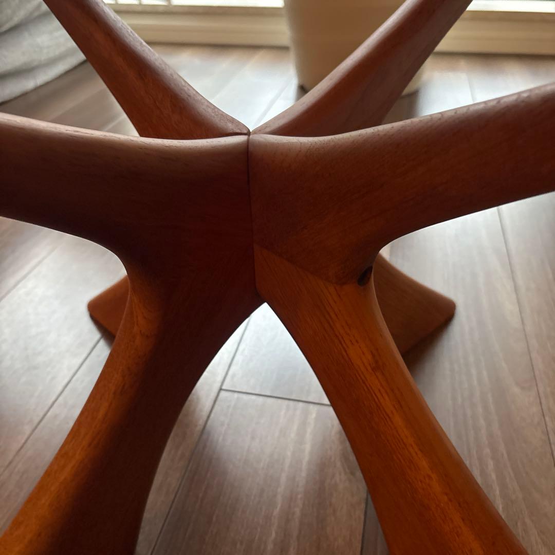 Illum Wikkelso 北欧デンマーク家具　ガラステーブル/楕円形❣️