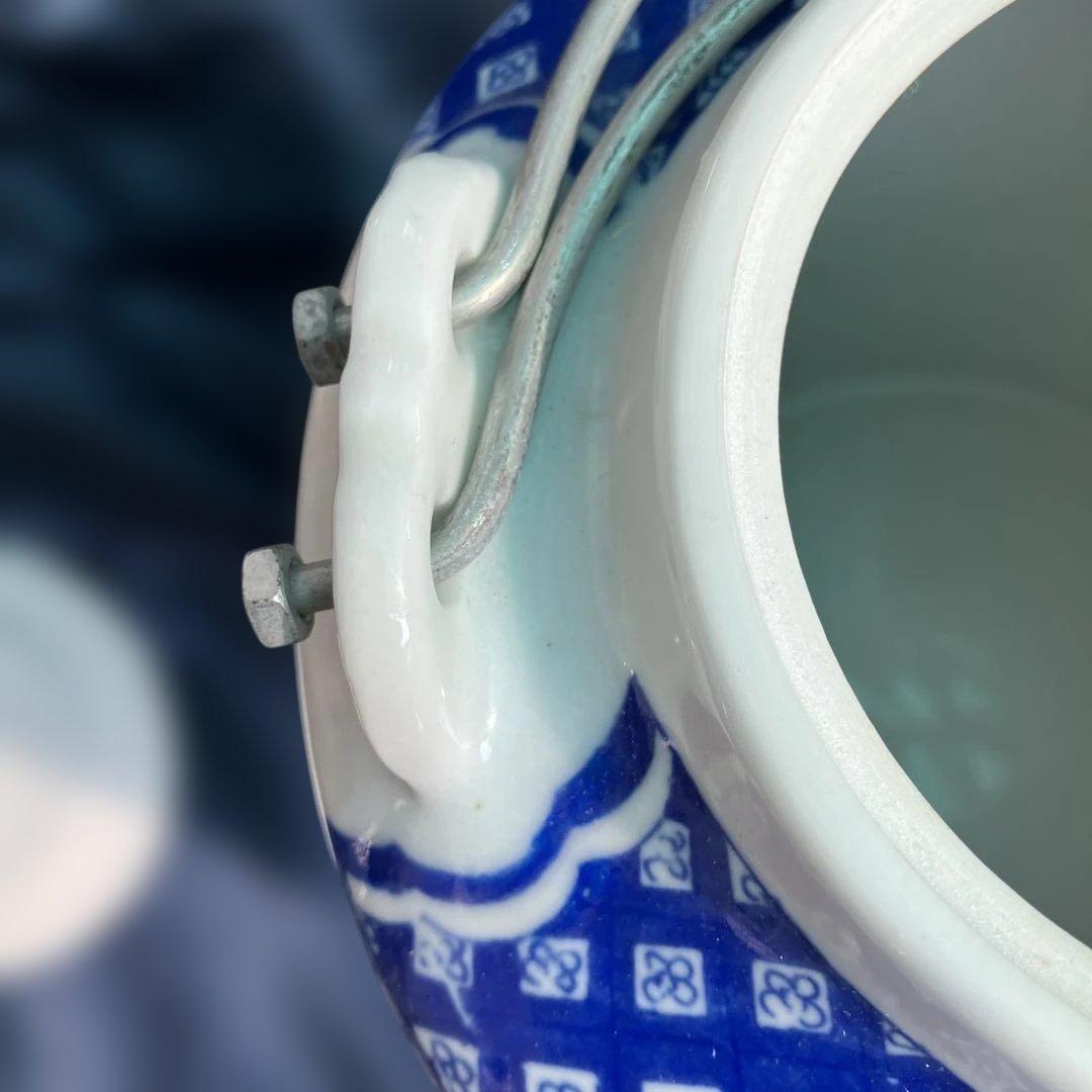 514)かなりのアンティーク品中国景徳鎮の青白磁の風景画大型ポット