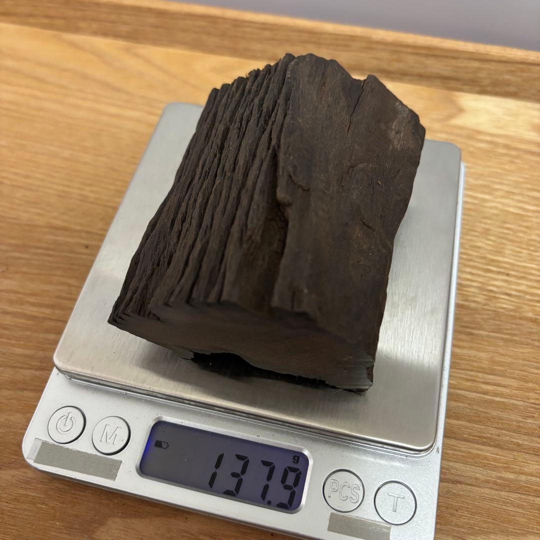 古代天然香木　沈香原木137.9g 茶道具タニシャム沈香伽羅聞香 香道具ベトナム