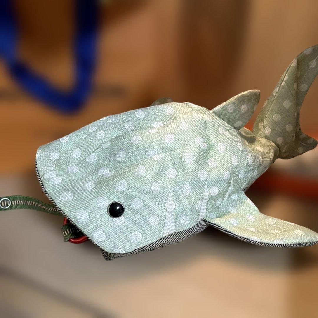 畳縁　畳縁鮫PLUS　ジンベエザメ　ポーチ　スマホケース　土産　倉敷　畳べり