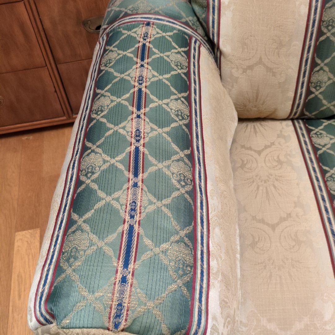 クラシックデザイン アームチェア 緑とベージュのストライプ