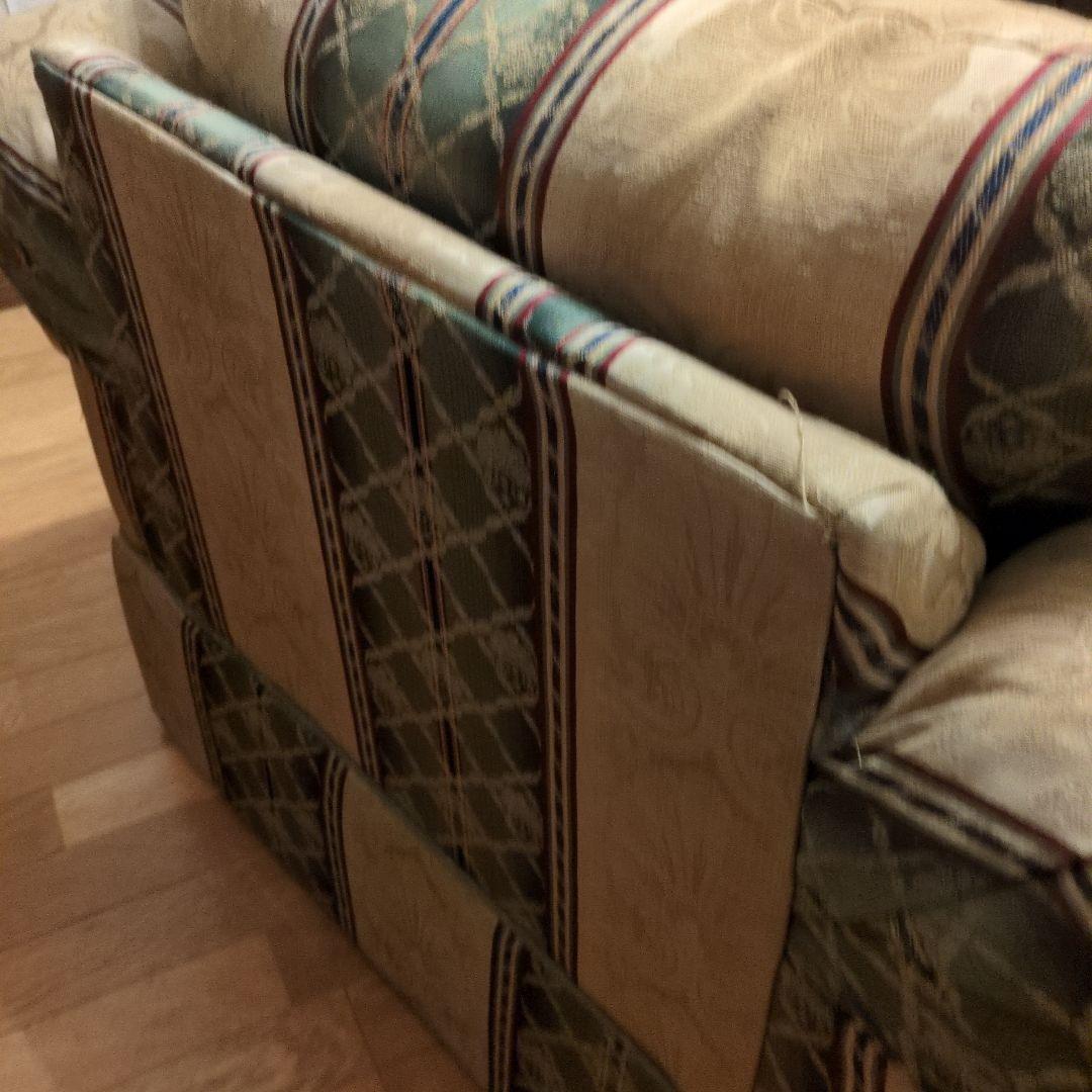 クラシックデザイン アームチェア 緑とベージュのストライプ