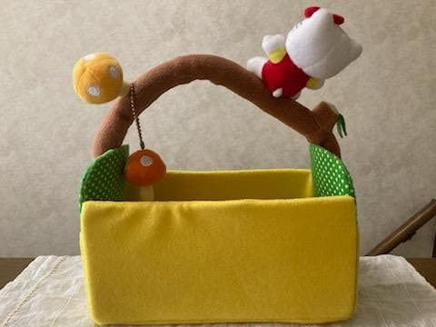 希少】2003 サンリオ ハローキティ ハンドル付き 収納箱 黄色×緑