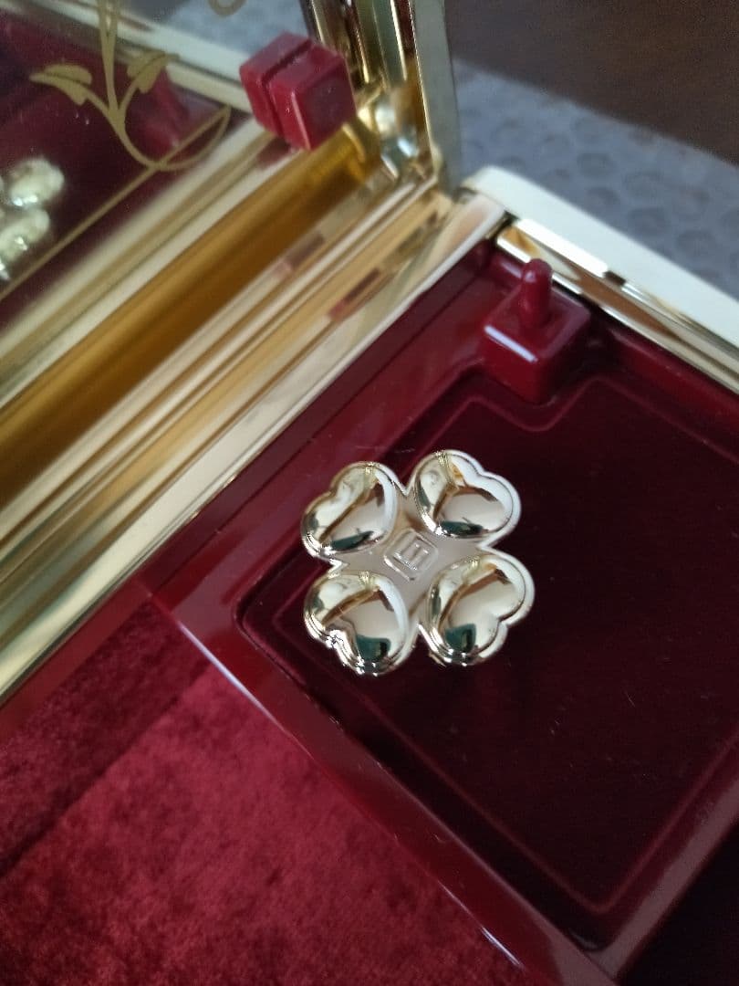 Everlasting Queen  カメオ　ジュエリーボックス　オルゴール