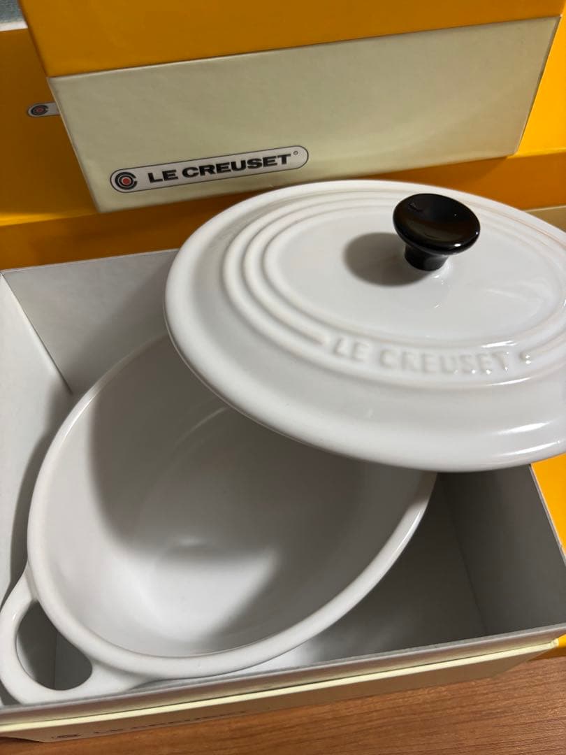 LE CREUSET ホワイト ミニオーバルココット