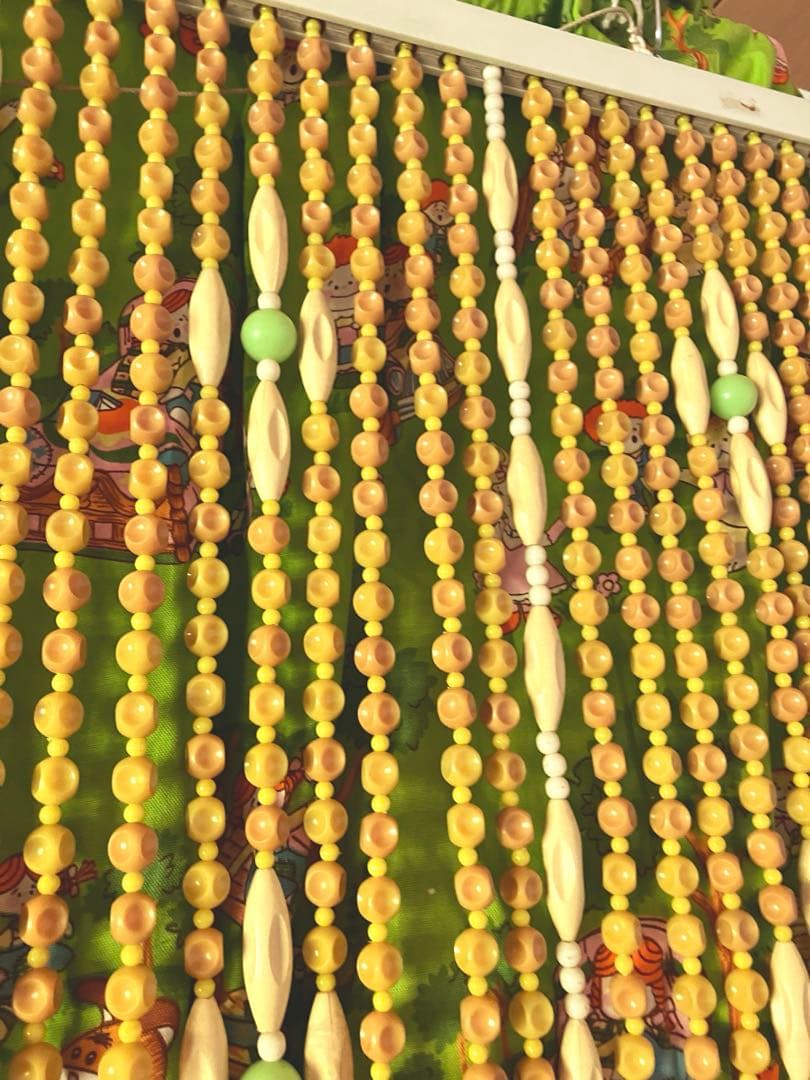 昭和レトロ ビーズのれん 黄色 緑色 当時物 レトロポップ 玉暖簾 珠
