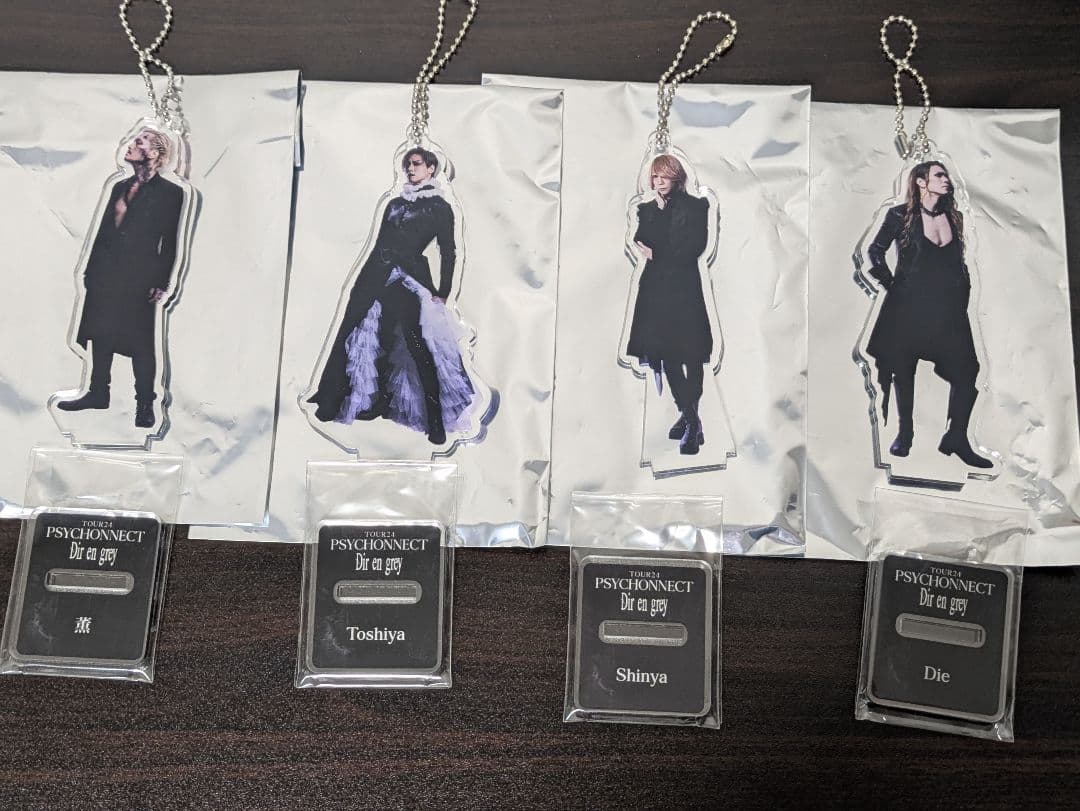 DIR EN GREY アクリルスタンドセット - メルカリ