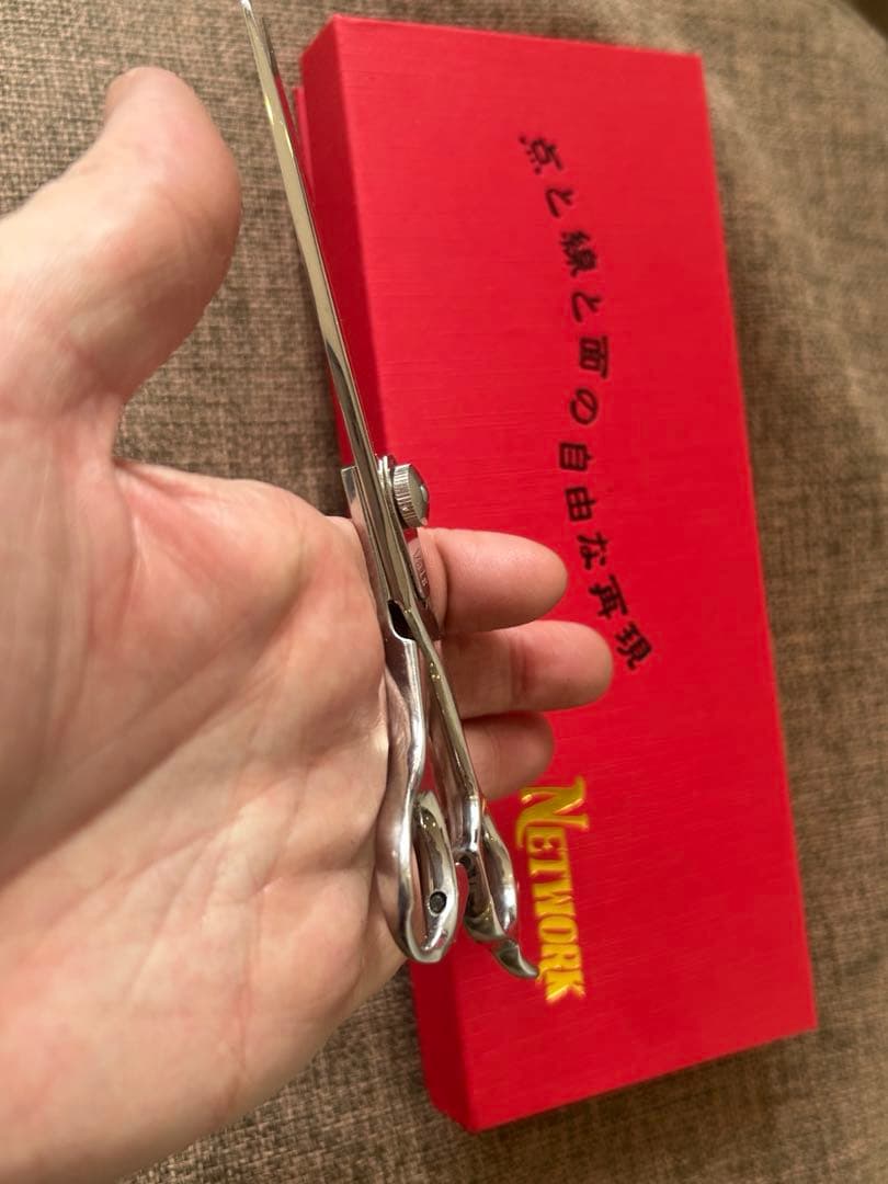 ネットワークシザー　ほぼ未使用　笹刃　美品 ヴァルス