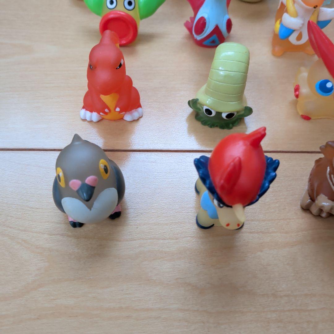 ポケモンキッズ クリア 指人形 ラティアス ナマケロ ブイゼル 等