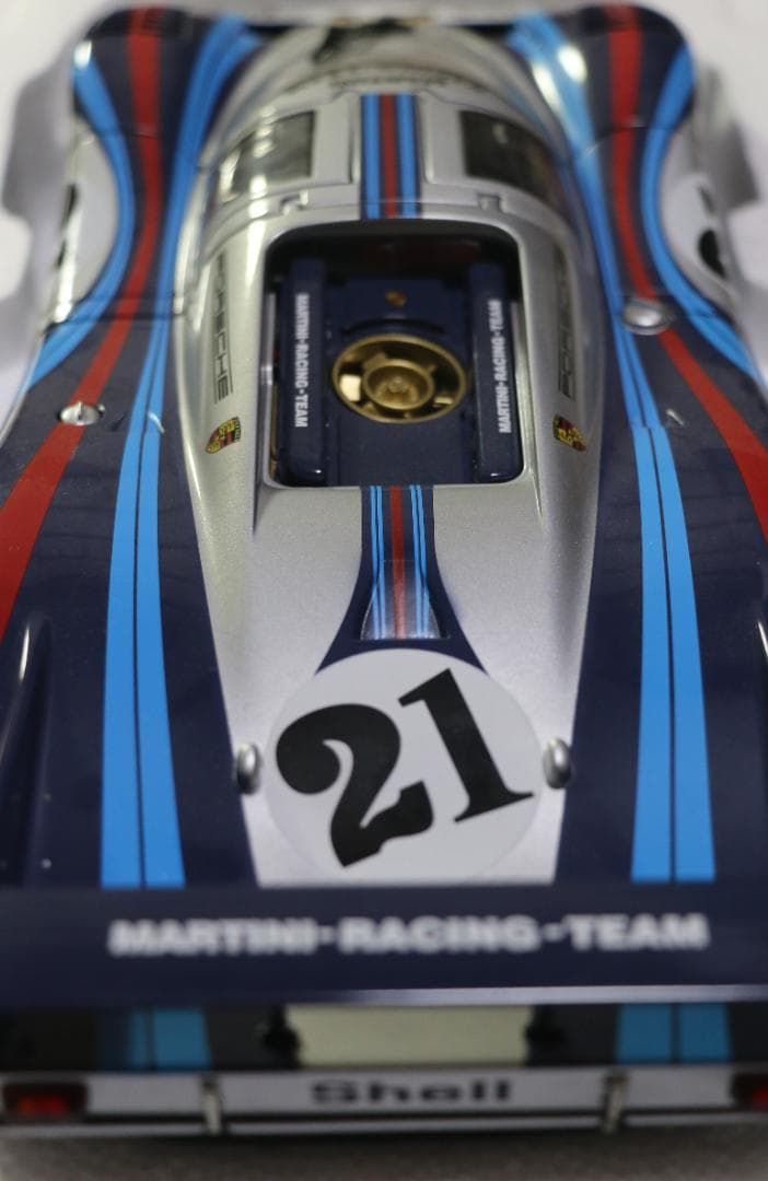 貴重オートアート ポルシェ917ロングテール 1971 1/18 中古品