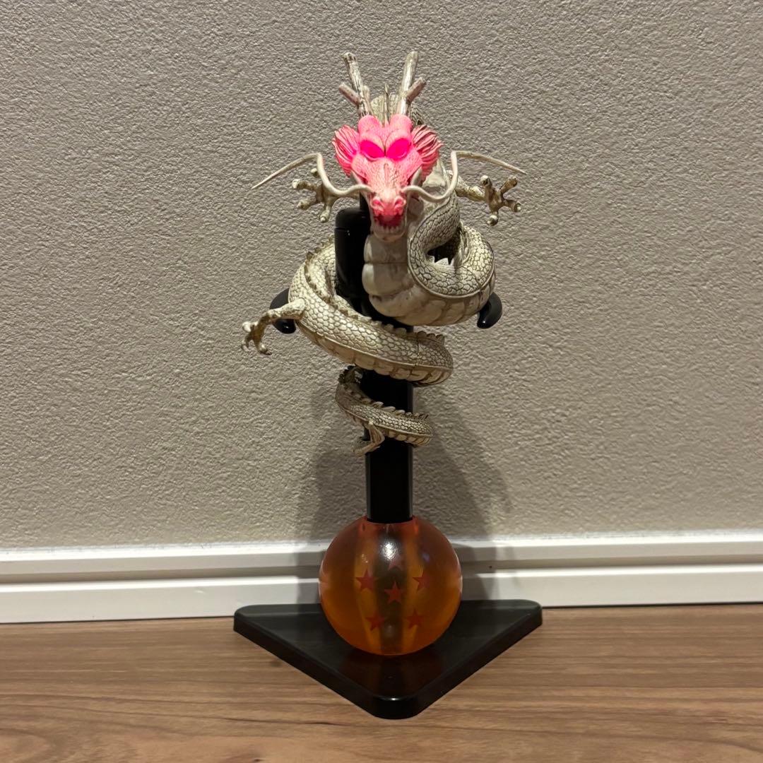 目が光る神龍ペン＆ドラゴンボールスタンド セット売り