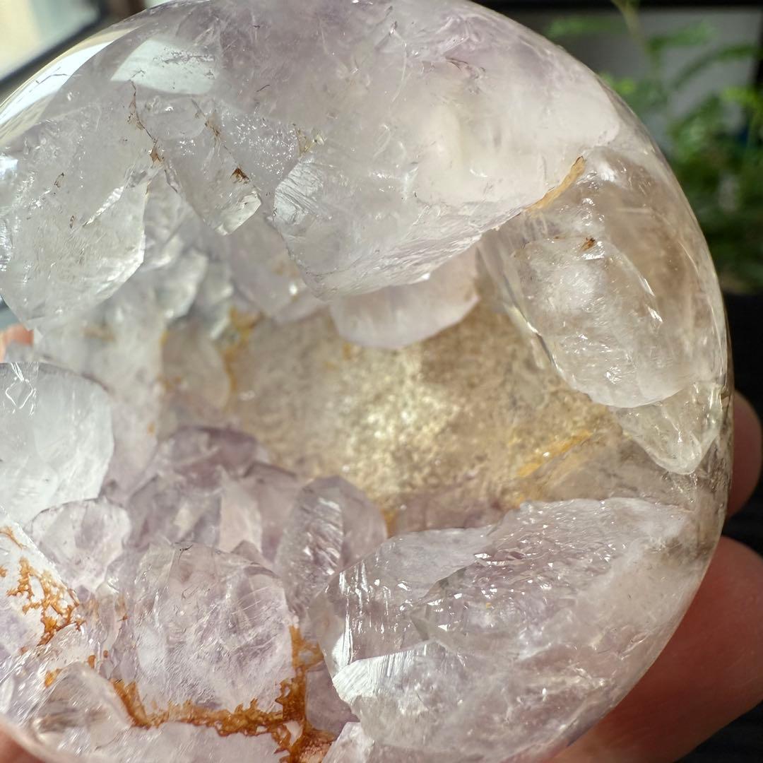 天然石アメジストの笑い口　置物　スフィアNO.092207