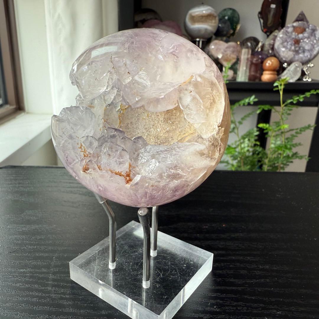 天然石アメジストの笑い口　置物　スフィアNO.092207