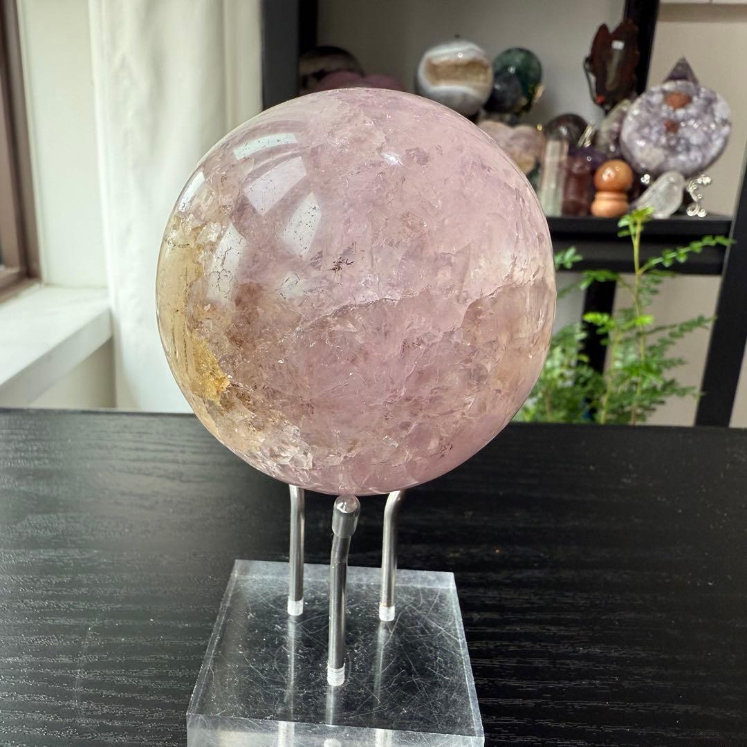 天然石アメジストの笑い口　置物　スフィアNO.092207