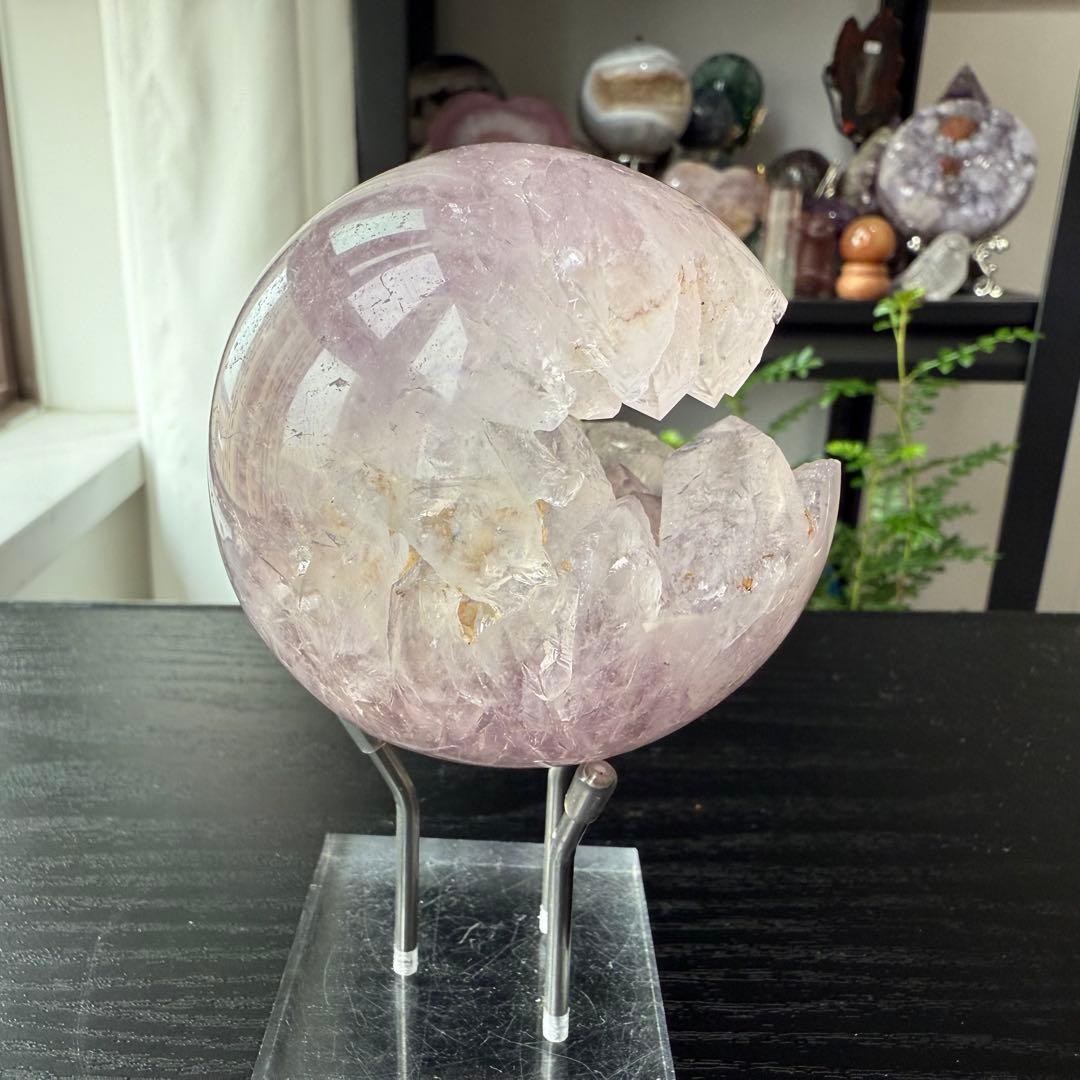 天然石アメジストの笑い口　置物　スフィアNO.092207