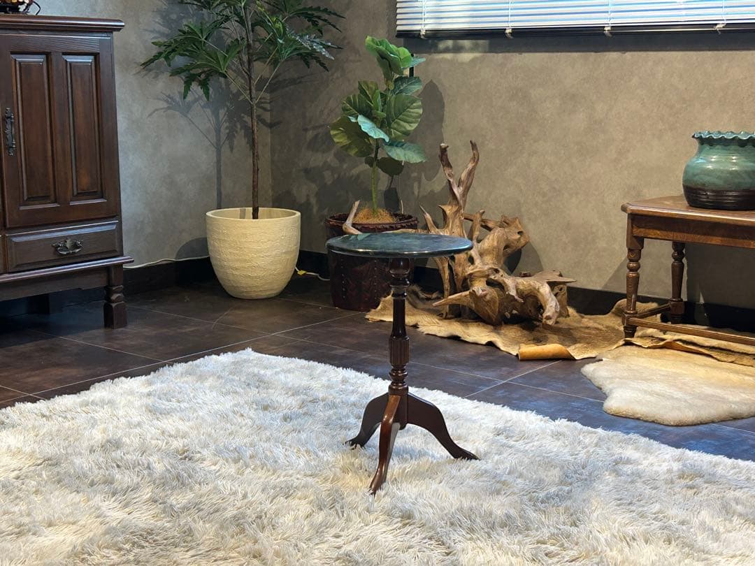 大理石　丸テーブル　イギリススタイル　コーヒーテーブル　カフェテーブル　SZ