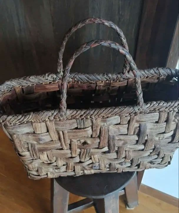✥天然素材ぶどう蔓 編み込み かごバッグ✥