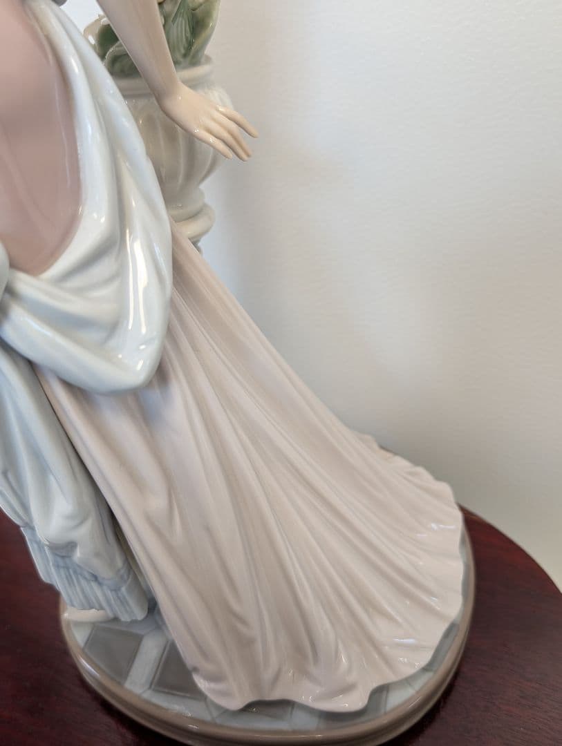 陶器人形 リヤドロ 5377 - メルカリ