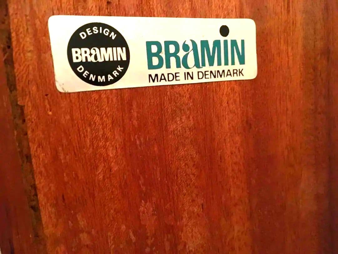 値下げ　美品　キャビネット　サイドボード　デンマーク製　Bramin
