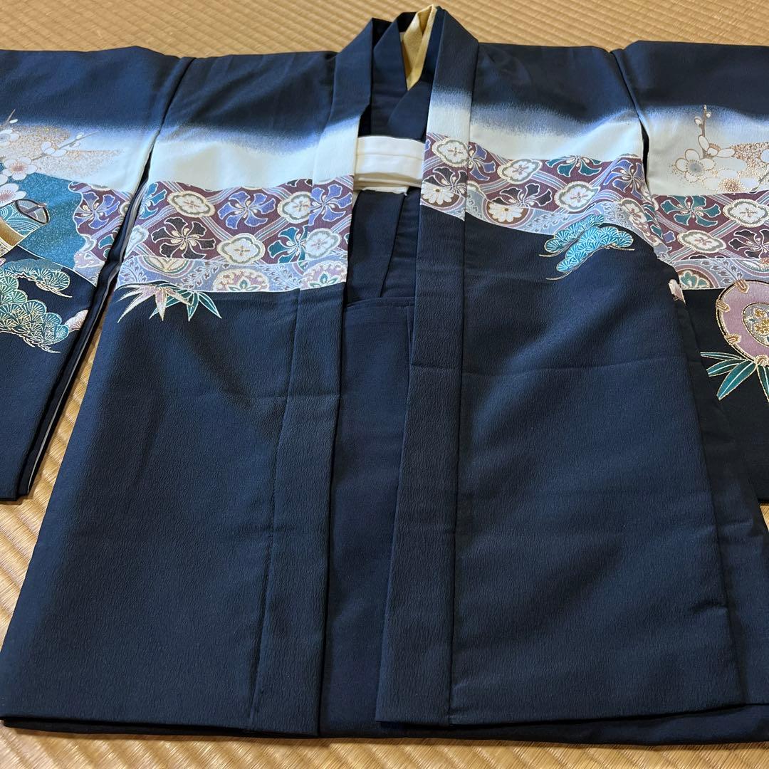 【極美品 大きいサイズ】伝統的な着物 緑とグレーと金糸のグラデーション