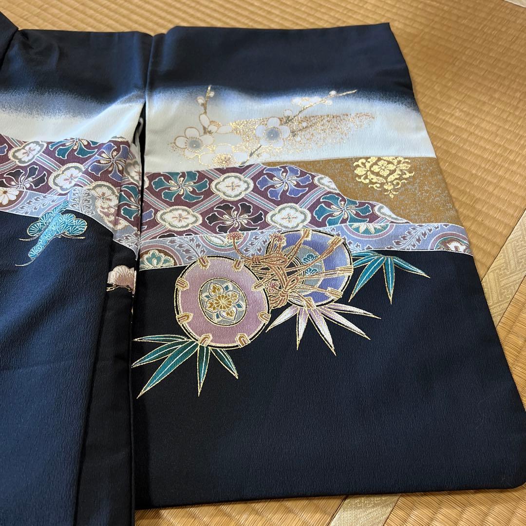 【極美品 大きいサイズ】伝統的な着物 緑とグレーと金糸のグラデーション