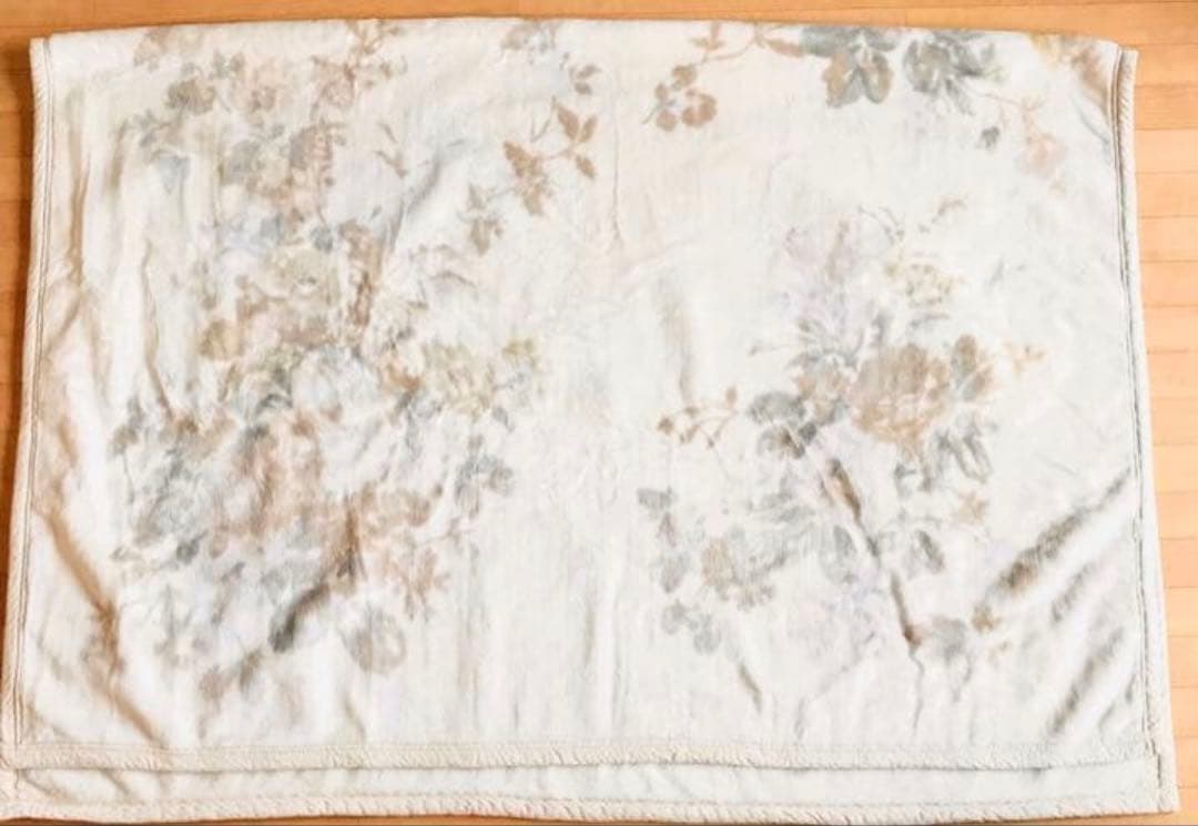 ローラアシュレイ　毛布　寝具　ブランケット