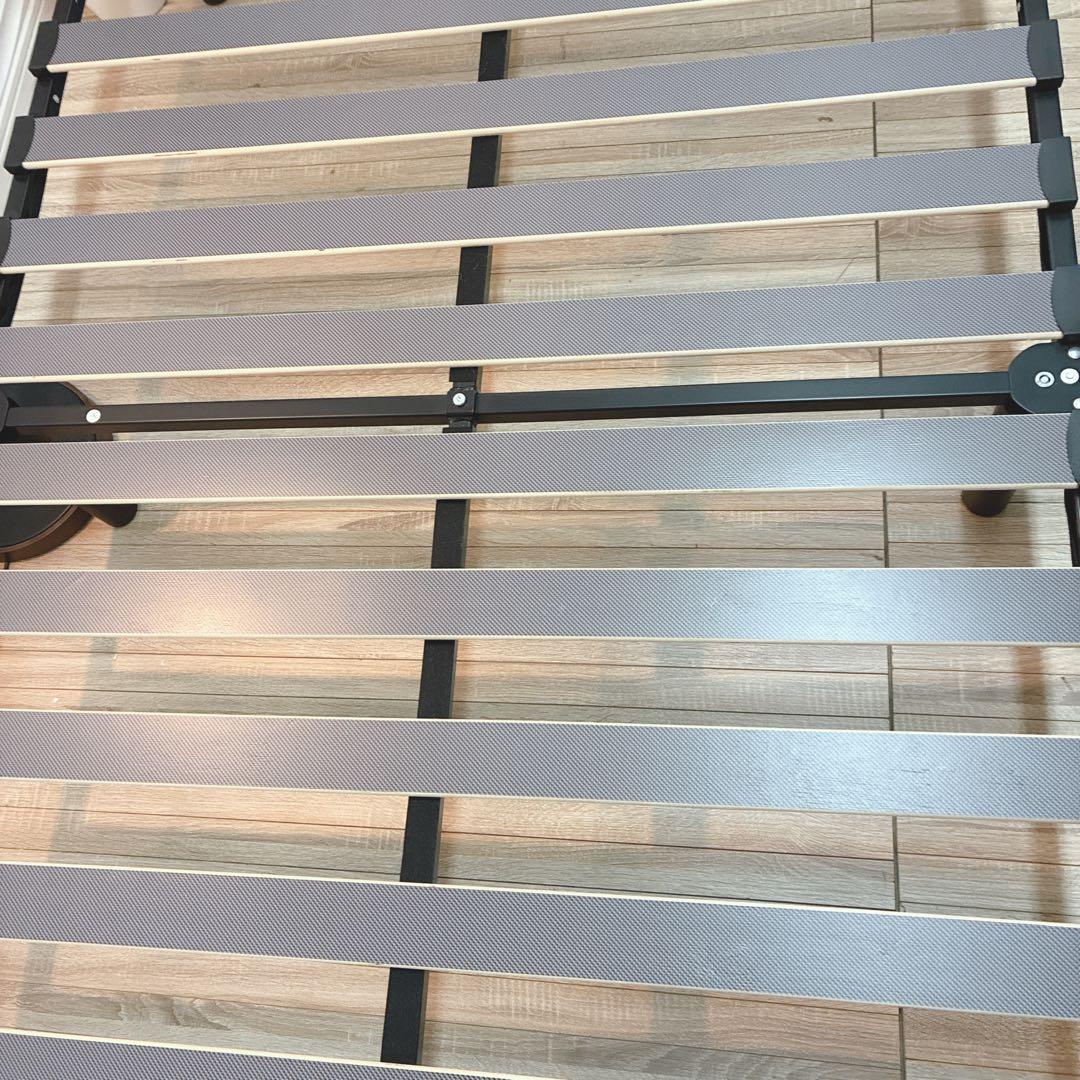 ◇大阪府全域 神戸市 配達料無料！◇ベッドフレーム◇セミダブルサイズ◇