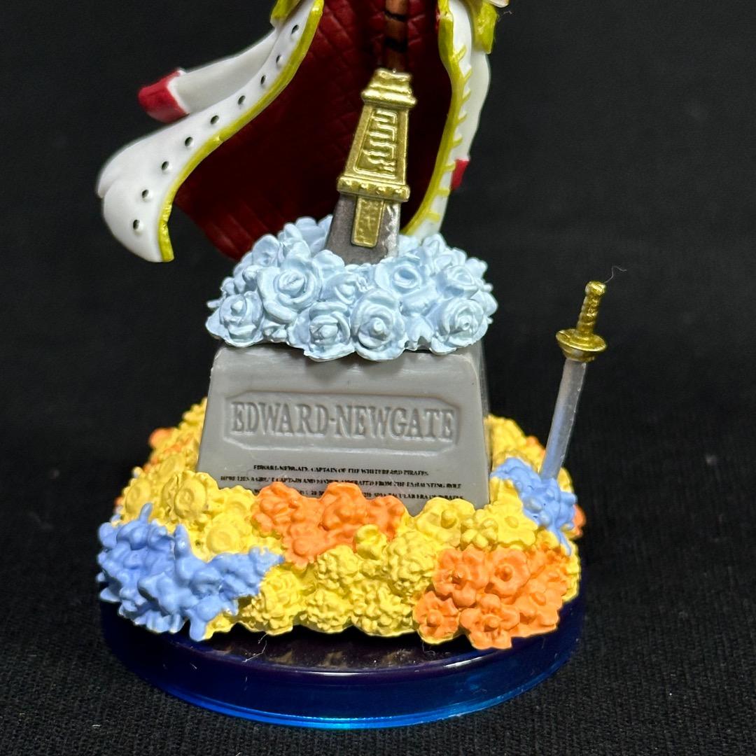 ワンピース ワールドコレクタブルフィギュア 白ひげ エース 墓 - メルカリ