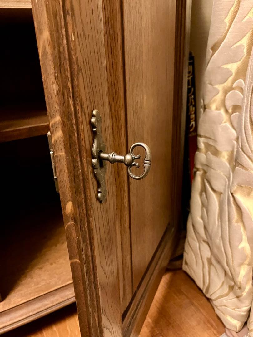 アンティーク　ベルギー製　ライティングデスク　　木製　鍵付き　収納力　大