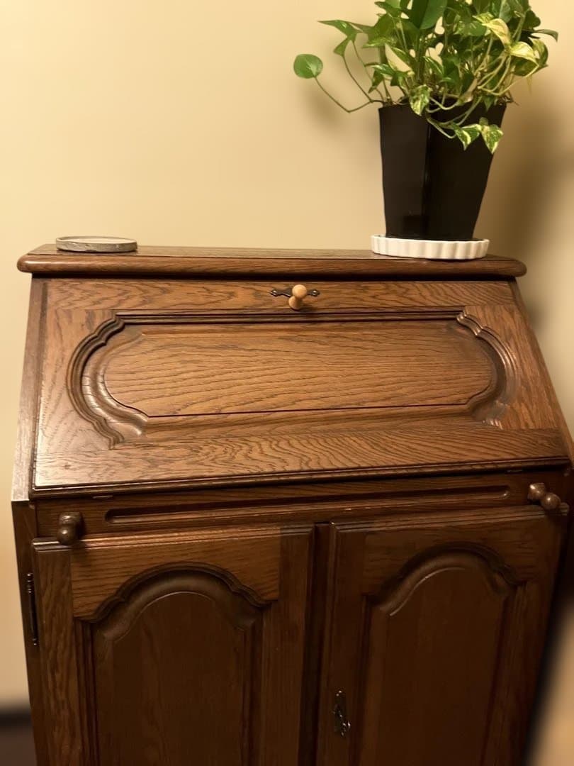 アンティーク　ベルギー製　ライティングデスク　　木製　鍵付き　収納力　大