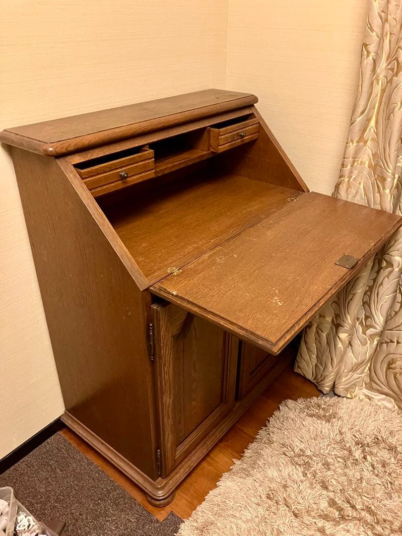 アンティーク　ベルギー製　ライティングデスク　　木製　鍵付き　収納力　大