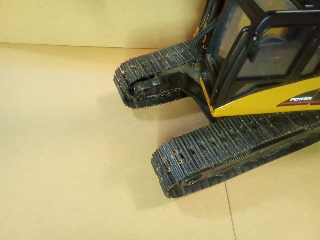 ラジコン　油圧　ショベルカー　Huina 1580　アタッチメント多数　 ユンボ