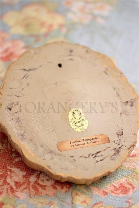 【セール中】ヴィンテージカメオクリエーションオーバルゴールドカラーフレーム