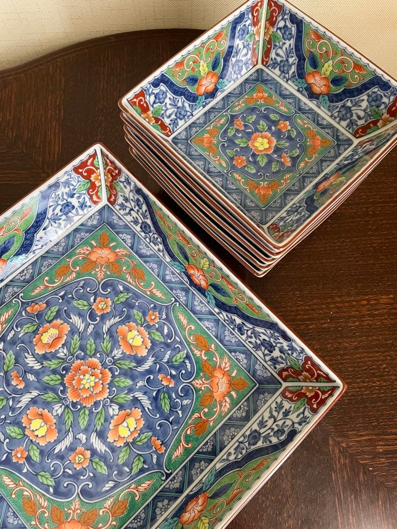 美濃焼　前畑陶器 庫山窯 染錦色絵牡丹文 染付花唐草大角皿1枚、中角皿5枚セット