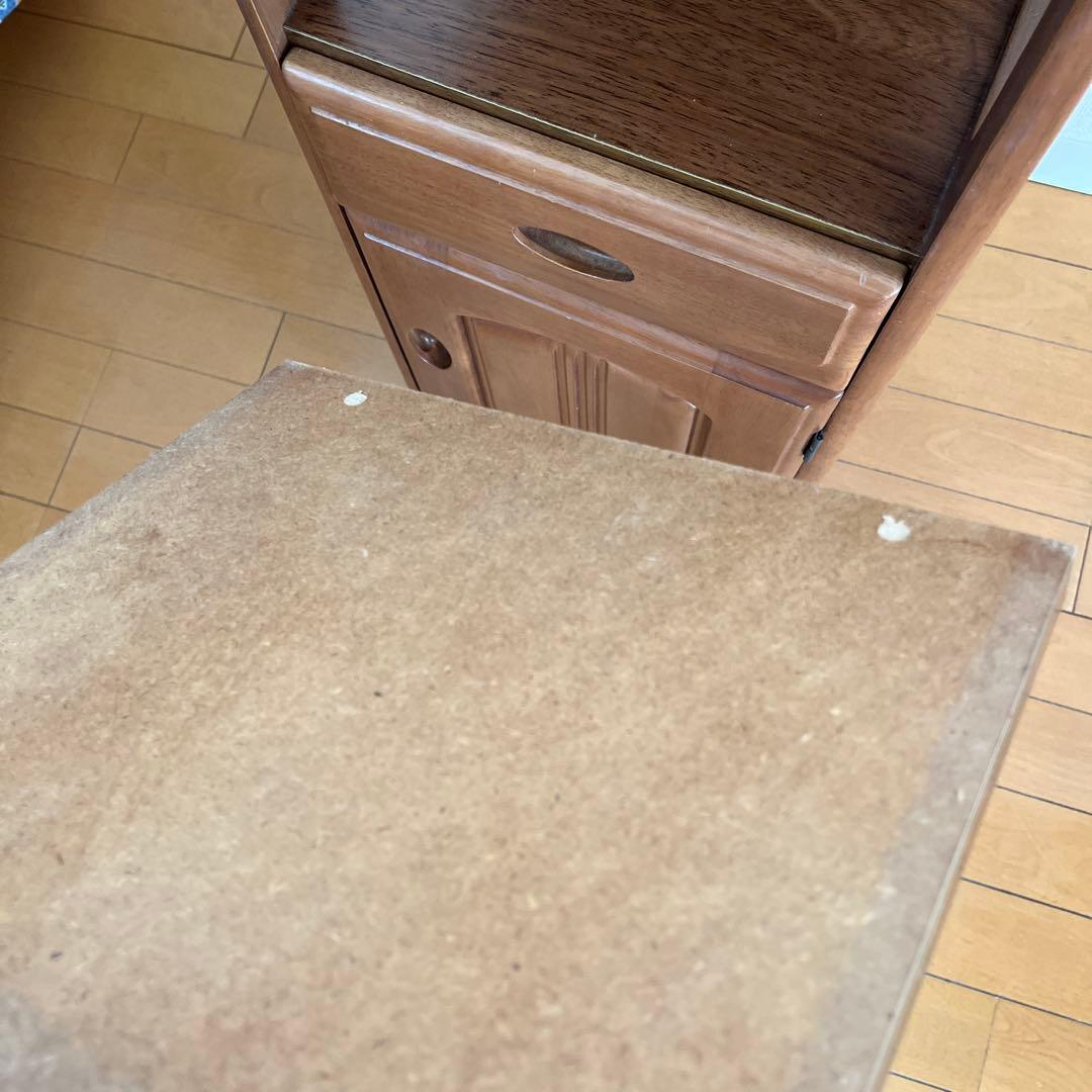 アンティーク風★かわいい木製チェスト　サイドテーブル