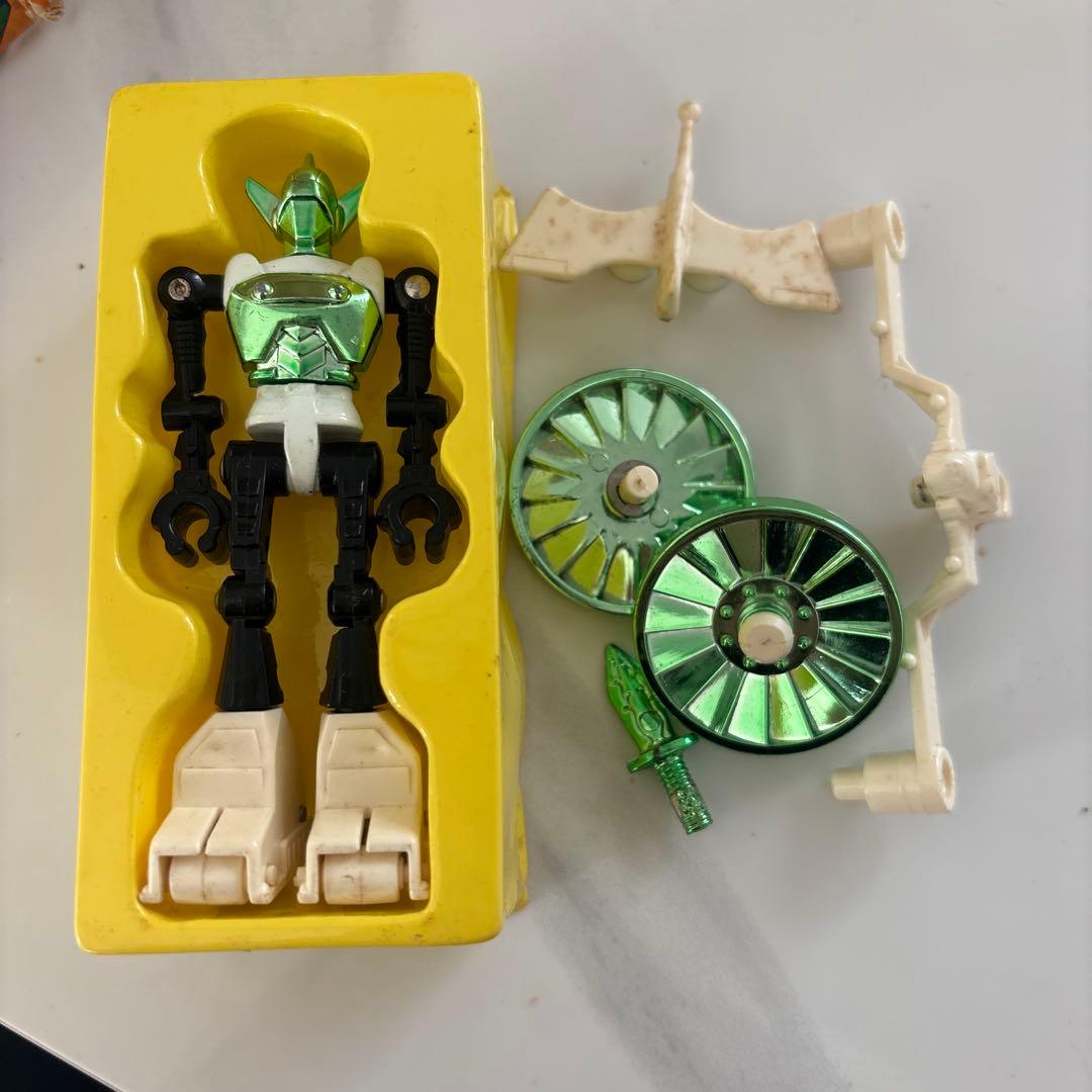 アクロイヤー　変形フィギュア M-312