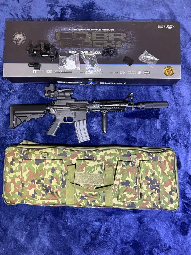 東京マルイ M4 CQB-R ガスブロ 外装カスタム + 迷彩ケース