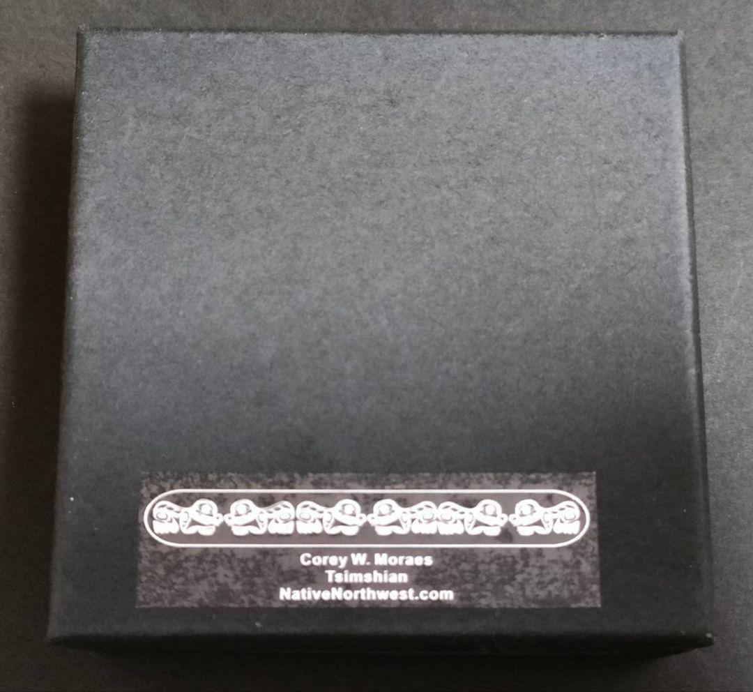 カナダ先住民ハンドメイドジュエリー（シルバーバングル）