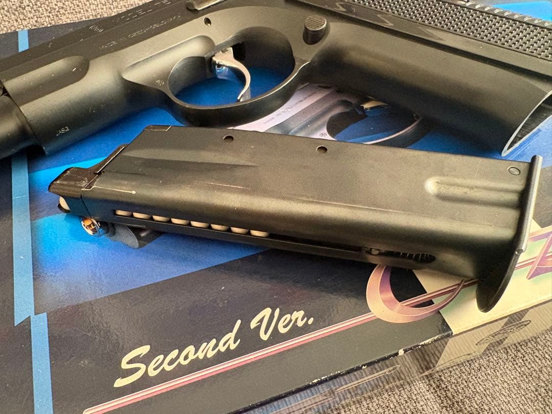 KSC CZ75 外観美品 ガス漏れあり - メルカリ