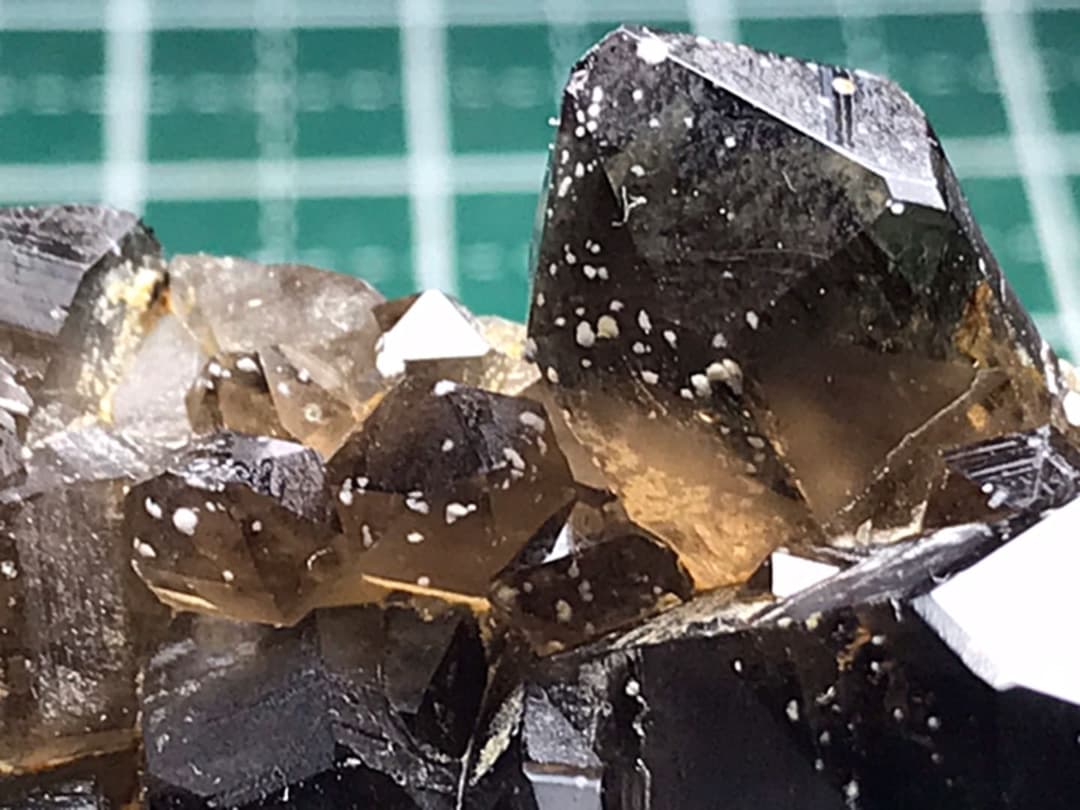 国産鉱物　南洋美人クラスター　ちんの峠　極美晶