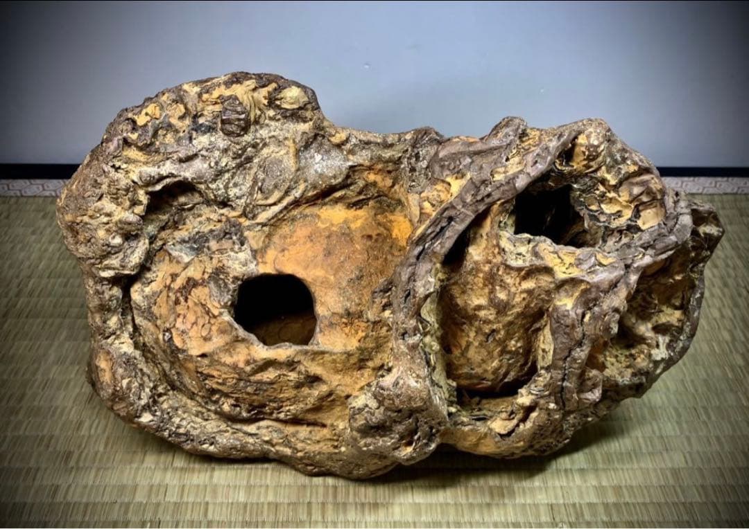 4266 泉州壺石 横33×高22×奥行12(cm)7.76kg