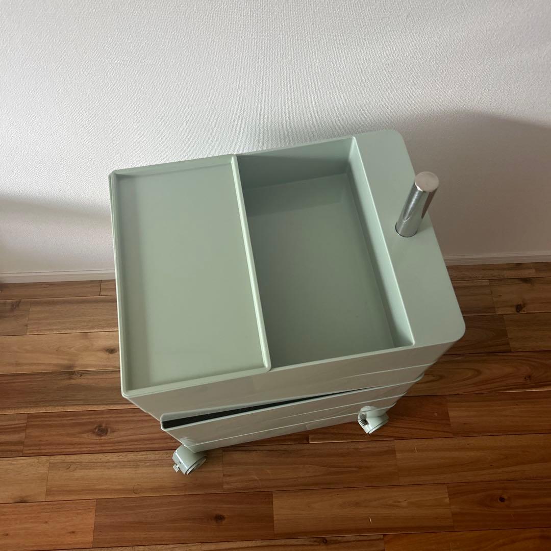 (新品)MarketB ライトグリーン 4段収納カート 値下げできます！