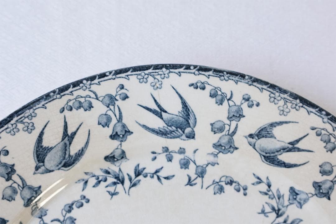 フランスアンティーク　サルグミンヌ　ツバメ　スズラン　プレート　20.2cm