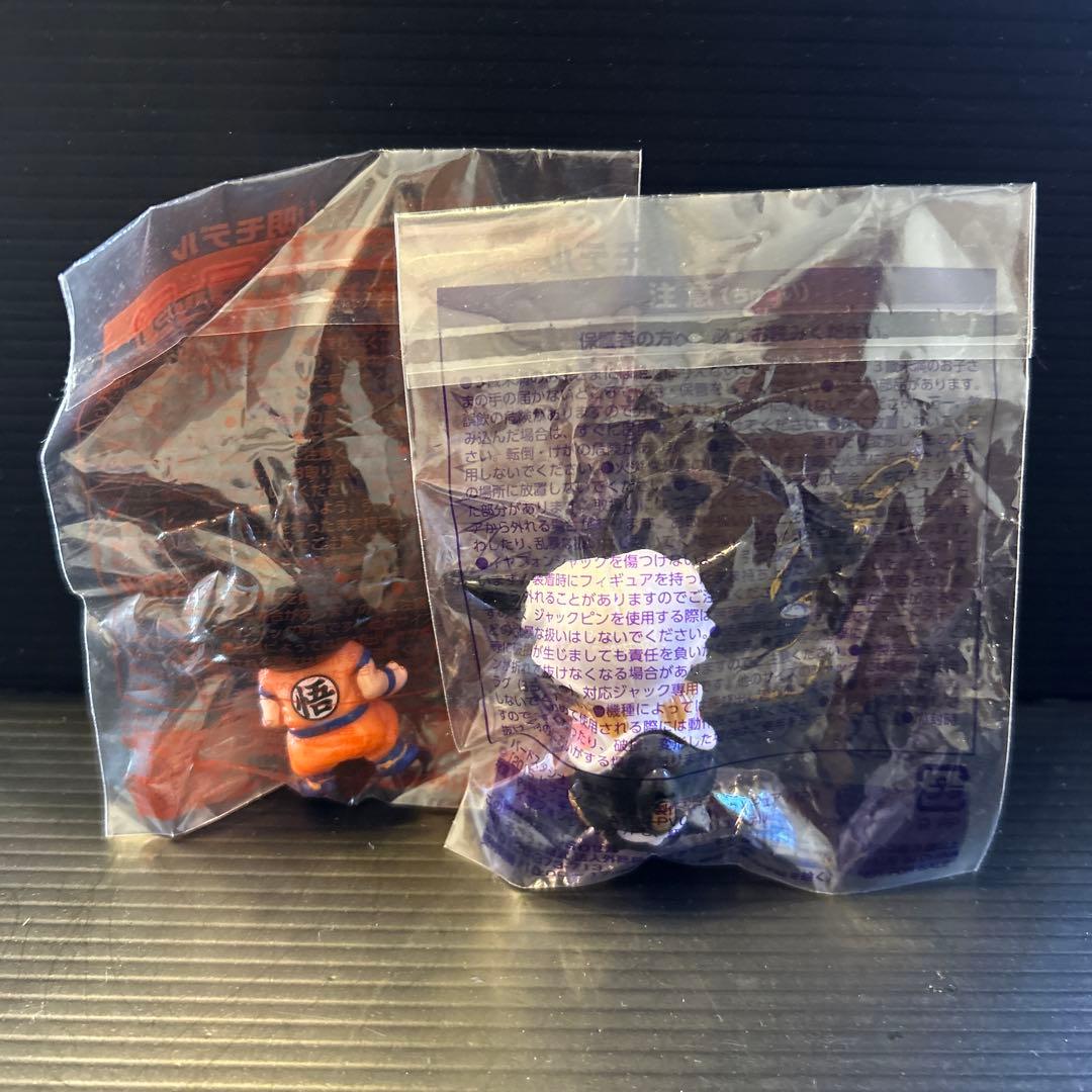 ドラゴンボール 劇場版 鳥山明モデル 超進化ストラップ 孫悟空 - 劇場