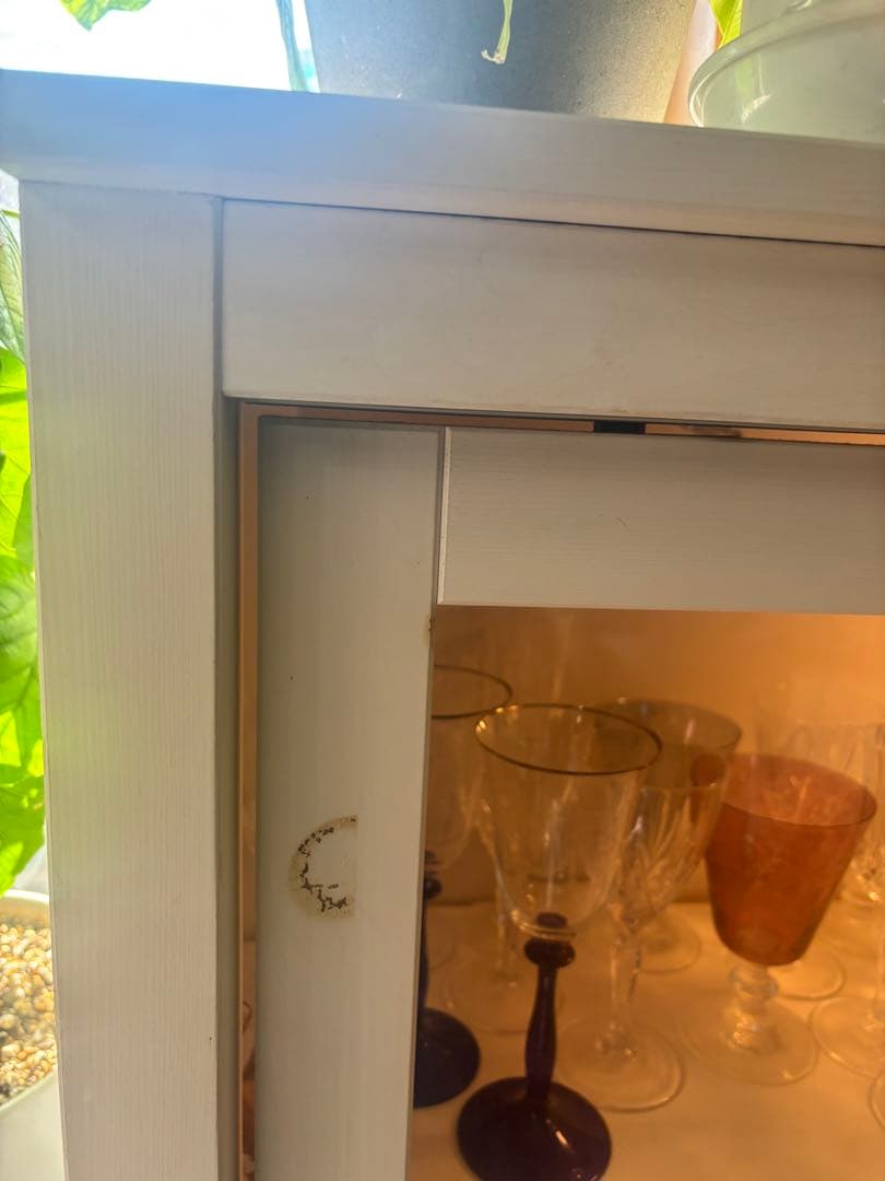 IKEA 食器棚　引き戸　LED照明付き