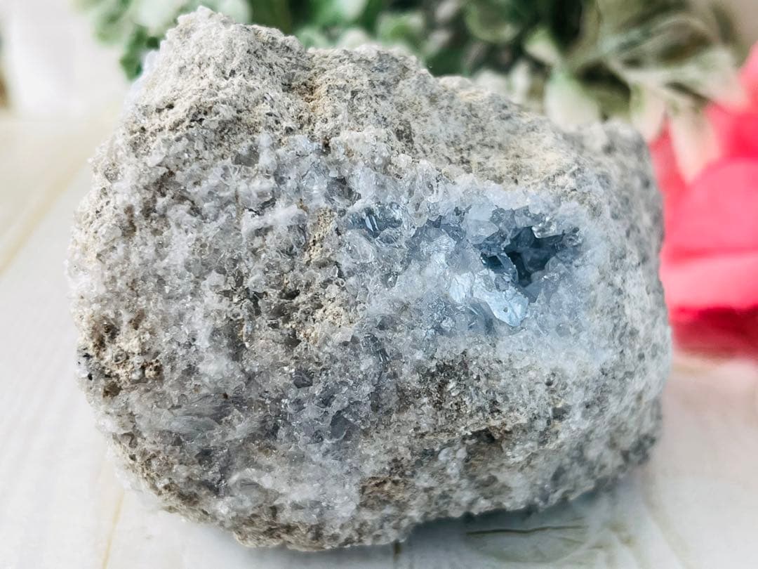 【天使の石】セレスタイト　天青石　原石　ラフストーン　大